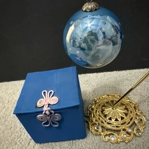 Pier One Li Bien Christmas Ornament- Doves - Picture 1 of 18
