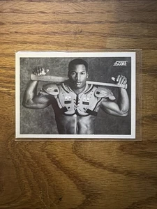 1990 Score - Bo Jackson #697 - Picture 1 of 2