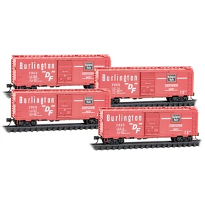 Micro-Trains MTL 98300240 Burlington CB&Q 40' Box Car Runner Pack - Picture 1 of 5