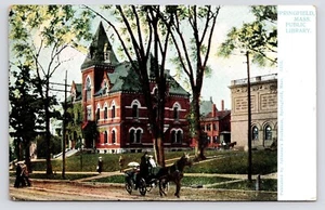 um 1901 ~ Öffentliche Bibliothek ~ Straßenansicht ~ Pferd & Buggy ~ Springfield MA ~ antike Postkarte - Bild 1 von 2