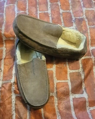 UGG Mens Ascot  Moccasin Slippers Size 12 SN 5775 - Image 1 of 3