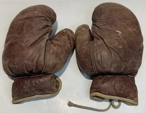 Vintage Wilson Boxing Gloves 12oz USA Made - Picture 1 of 13