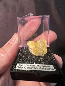 Wulfenite, 79 Mine, Gilo County, Arizona - Picture 1 of 3