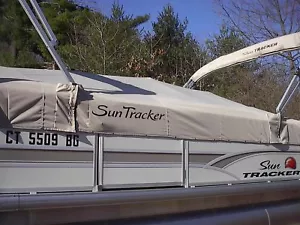 SUNTRACKER BOAT COVER, P/N 305704, fits 2017 & 2018 PARTY BARGE 18, BLUE, - Picture 1 of 2