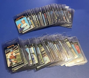Lot of 110 - 1971 Topps Baseball Cards Reggie Jackson Ex-Mt Nr-Mt - Picture 1 of 17