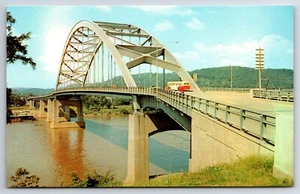 Autobús clásico Fort Henry Bridge Wheeling West Virginia postal D6 - Imagen 1 de 2