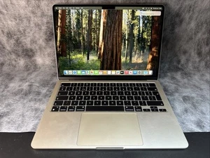 Apple MacBook Air 13.6" (256GB SSD, M2, 8GB) Laptop - Afbeelding 1 van 5