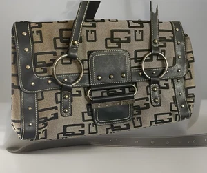 Vintage Guess Shoulder Bag Baguette Logo Print Studded Y2K Hipster Hip Hop Retro - Picture 1 of 11