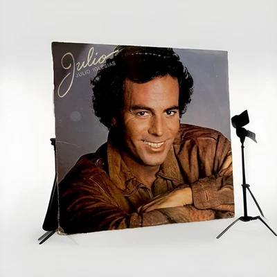 Julio Iglesias – Julio 1983 Vinyl LP Multi-Language /Pop Latin /Guinness Record. - Bild 1 von 3
