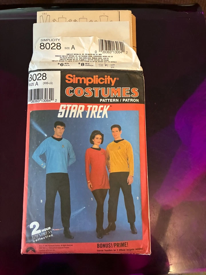 Star Trek Costume Pattern Simplicity #8028 Size A XXS-LG Star Trek Uncut  - Image 1 of 1
