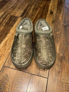 UGG Tasman Graphic Monogram/ size 7 - Picture 1 of 5