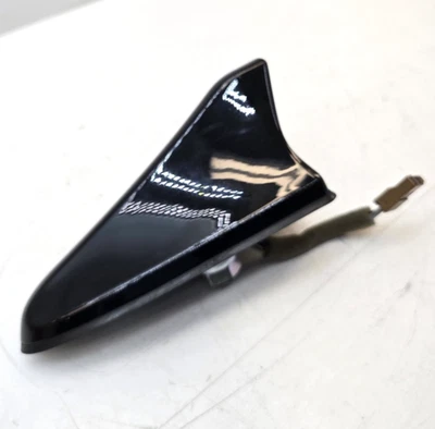 Antena de aleta de tiburón techo trasero Hyundai Genesis G80 2015-2017 96210-B1410 OEM Foto 1 de 4