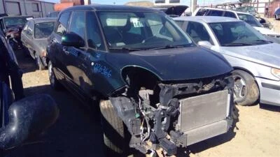 Pinza de freno de disco delantera izquierda usada se adapta a: Fiat 500 2014 delantera 4 puertas delantera izquierda Gra Foto 1 de 4