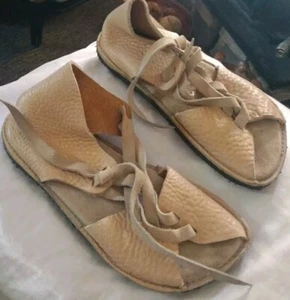 Vibram® Evaflex Women's Size 9/9.5 Criss🤞 Cross Light Leather Sandal - Picture 1 of 6