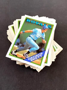 1988 Topps LOT (50) GEORGE BRETT #700 Kansas City Royals HOF NM-MINT - Picture 1 of 3