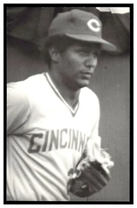 Postal de béisbol vintage de los Rojos de Cincinnati Sam Mejias (1981) PCCR - Imagen 1 de 2