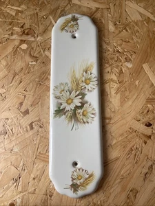 1 Vintage Ceramic Door/Finger Plate-DAISIES & WHEAT on CREAM Cottage Core - Picture 1 of 4