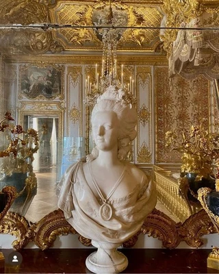 Buste Marie-Antoinette - Photo 1/4