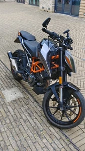 KTM Duke125 2022 grey 4500Miles second owner - Picture 1 of 10