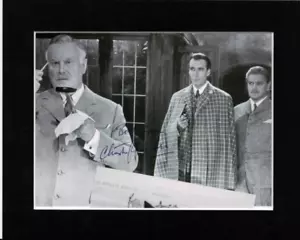 CHRISTOPHER LEE AS SHERLOCK HOLMES SIGNED AUTOGRAPHED PICTURE SCARCE - Picture 1 of 3