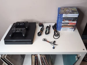 Sony PlayStation 4 Slim 500GB CUH-2216A PS4 Console + 2 Controllers & 15 Games - Picture 1 of 18