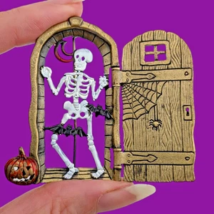 VTG Halloween Skeleton Hinged Door Brooch JJ Jonette Bats Spider Moon Pumpkin B5 - Picture 1 of 10