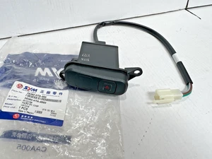 NEW Genuine SYM GTS125 2007-2013 Hazard Light Switch 35360-HTA-000 - Picture 1 of 7