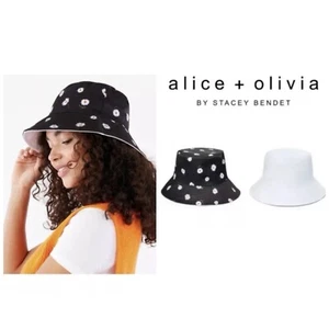 ALICE & OLIVIA Reversible Bucket Hat - White & Black w/White Daisies - Picture 1 of 7