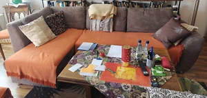 Couch Garnitur wenig benutzt - mit Schlaffunktion - Bild 1 von 2