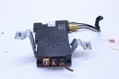Módulo amplificador antena Audi A3 2006 2007 OEM usado Foto 1 de 4