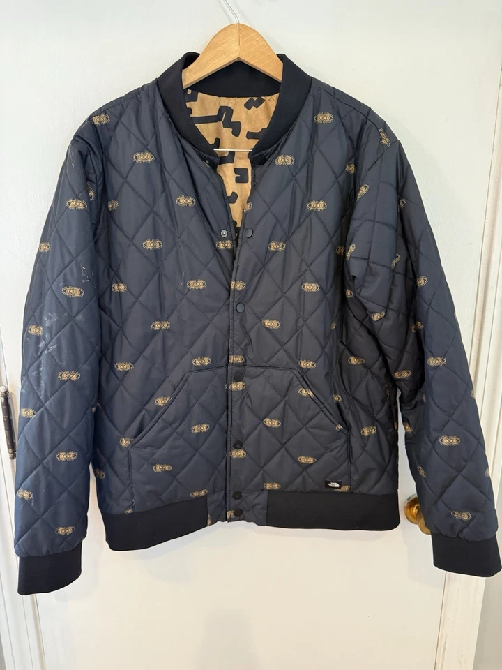 Мужская большая двусторонняя куртка-шут THE NORTH FACE The Bomber пуховик черно-золотистая - Изображение 1 из 4