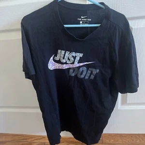 Nike T-Shirt L BlackLogo Graphic Just Do It.  Short Sleeve Women’s Large - Picture 1 of 3