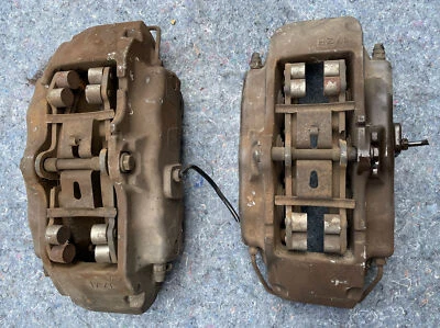 VW Touareg Audi Q7 OEM L/R Brembo 6 Piston Front Brake Calipers Brembo 17ZL 17ZR - Image 1 of 4