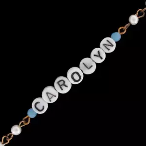 Carolyn - Blue Glass Faux Pearl Name Link Bracelet - Circa 1950-60 - Picture 1 of 2