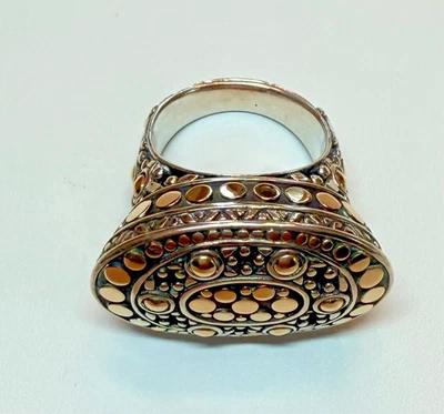 Anillo John Hardy Jaisalmer Punto Plata Esterlina y Oro Amarillo 18k Cúpula Ovalada Talla 6.75 Foto 1 de 4