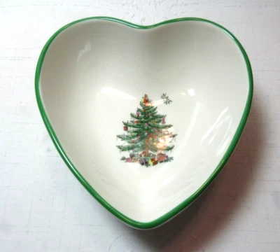 Spode "CHRISTMAS TREE" *1 Heart Shaped Dip Bowl* 4 7/8" Green Trim Porcelain - Image 1 of 3