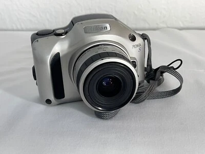 尼康 Pronea S APS 单反相机 带 IX-NIKOR 30-60 毫米镜头 — 第 1/4 张图片