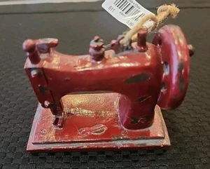 Christmas Ornament   Vintage Sewing Machine Style  - NWT - mjkC - Picture 1 of 7