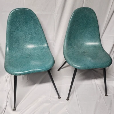 Par de cadeiras 1962 meados do século modernas MCM azul-petróleo cromadas moldadas em fibra de vidro Shell - Imagem 1 de 4