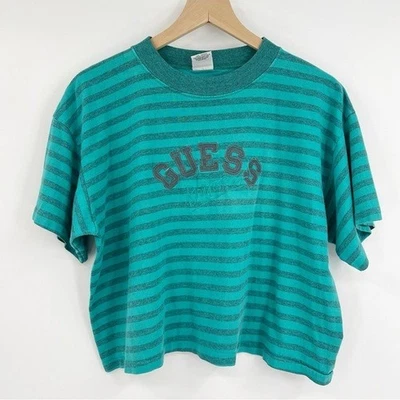 Camiseta De Colección Guess Prendas de Punto EE. UU. Verde Años 90 Y2K Bordada Algodón Cuadrado Talla Única Foto 1 de 4