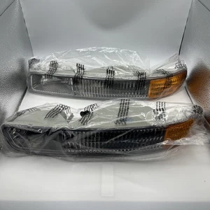 For GMC Sierra 1500 1999-2006 Parking/Side Marker/Signal Light -Pair -DOT - Bild 1 von 5