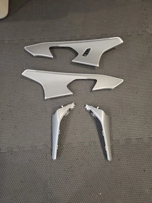 2021-2025 Acura TLX Silver Center Console & Silver Door Panels  - Image 1 of 4