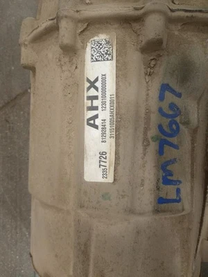 GMC Yukon XL 1500 2015 4x4 caja de transferencia Foto 1 de 4