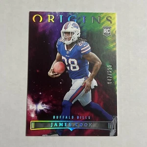 2022 Panini Origins - Rookies Red #118 James Cook 047/299 (RC) - Foto 1 di 2