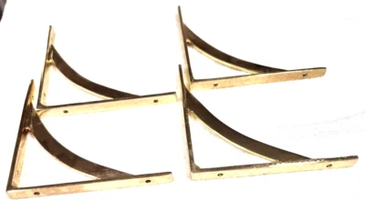 4 PC. SOLID BRASS SHELF BRACKETS 4 PC.  6" X 6" H.D. HAS A LITTLE TARNISH - Image 1 of 4