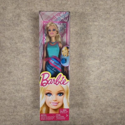 Barbie Fashionistas 2013 Anillo para ti Muñeca Barbie - Vestido Aqua - Nuevo en Caja Original Foto 1 de 4