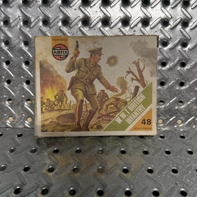 Airfix HO/OO W.W.II Infantería Británica 1975 y otro conjunto aleatorio mezcla de 200+ figuras Foto 1 de 4