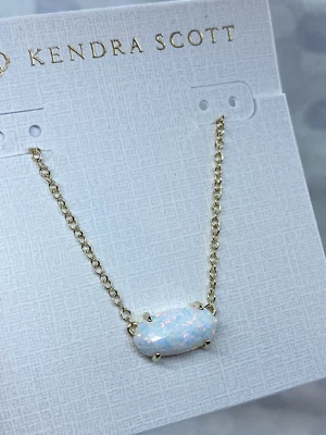 Collar Colgante Kendra Scott Ever Blanco Kyocera Ópalo Tono Dorado Foto 1 de 4