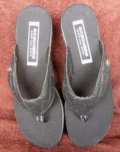 Skechers Ladies Size 8 Black Sandals With 2 Inch Heels - Picture 1 of 4