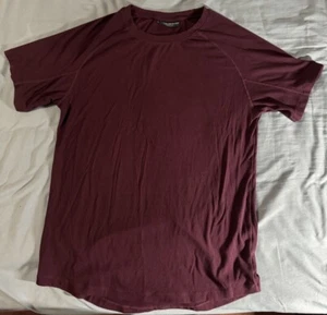 Alphalete Men’s Monarch Collection Ribbed T- Shirt - Red (S) - Picture 1 of 8